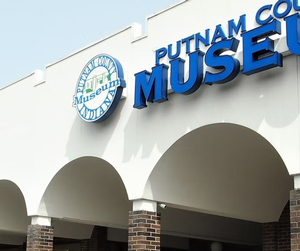 Storytime at the Mus